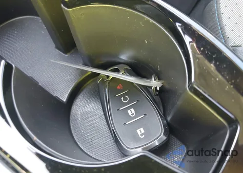 2025 Chevrolet Trax Fwd Lt z USA, uszkodzony, nr VIN KL77LHEP3SC143873